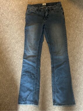 Women's Bootcut Jeans in Medium Blue Denim